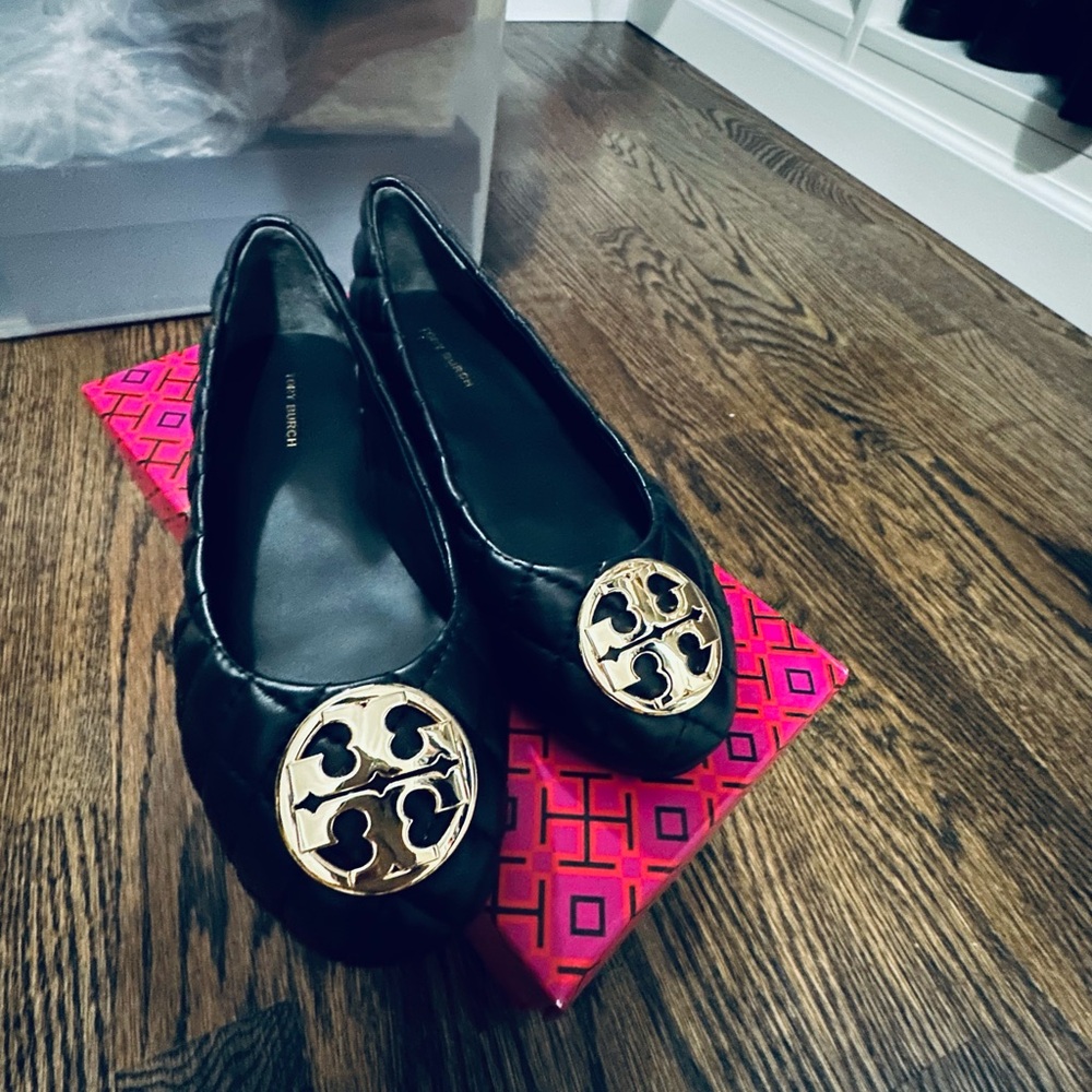 NWT Tory Burch Chelsea Quilted Ballet Flat - Size 6